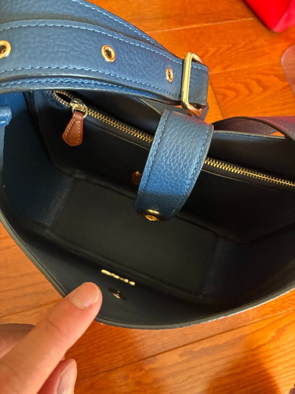 COACH Hadley Convertible Crossbody Shoulder Bag Leather - Picture 3 of 4